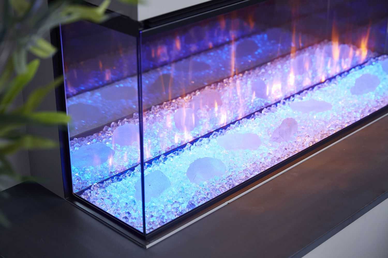 Новинка!!! Трехсторонние электрокамины British Fires