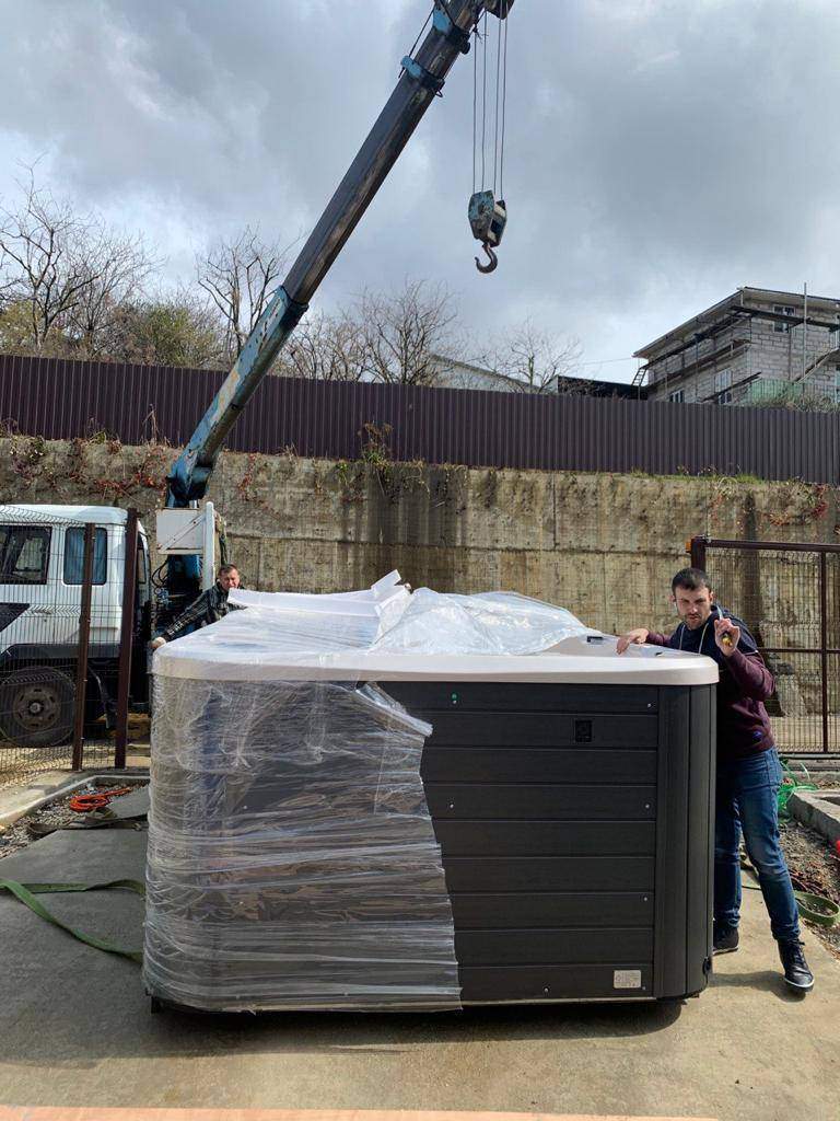 Доставка и установка плавательного спа бассейна Vortex Spas